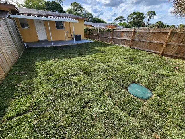 Building Photo - 1158 Rosetta Ln