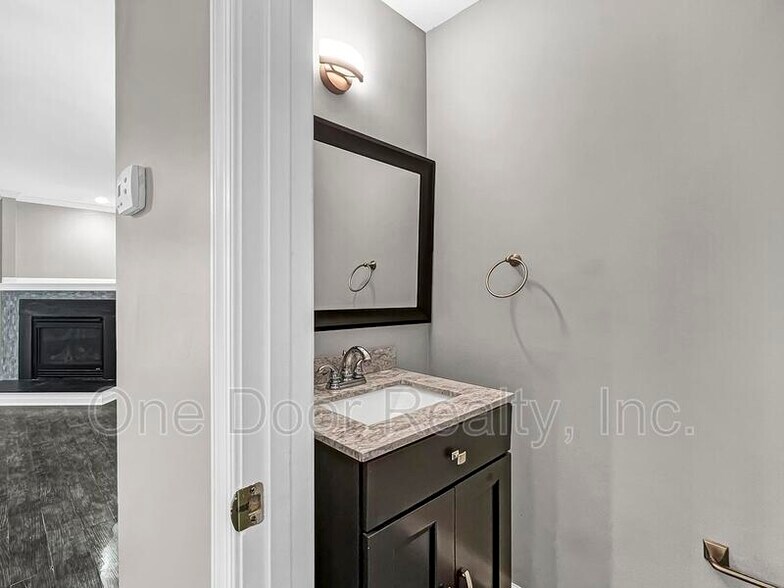 Building Photo - 109 Chardonnay Rd
