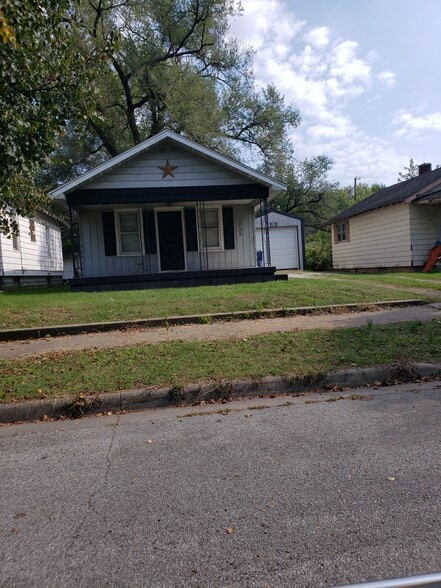 Primary Photo - 1735 N 26th St