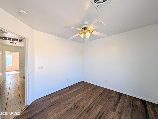 Building Photo - 6416 N 78th Ln