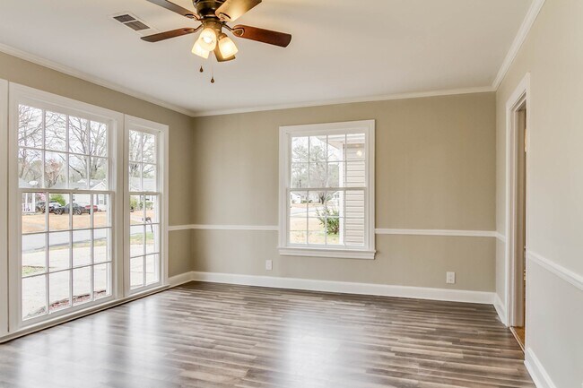 Building Photo - 70 Cedar