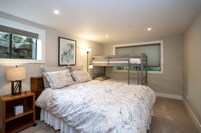 Building Photo - Sweeping waterfront views in this 2-Bedroo...