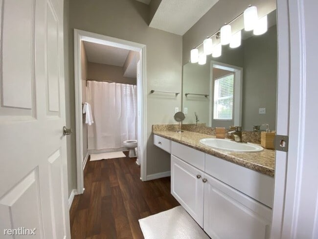 Building Photo - 2 br, 2 bath Townhome - 3401 Skysail Place