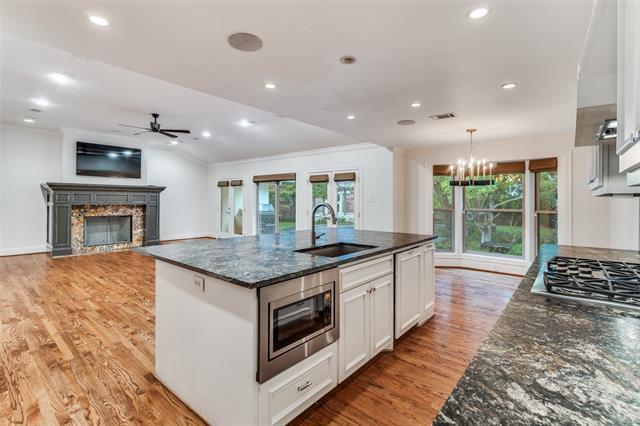 Building Photo - 4526 Myerwood Ln