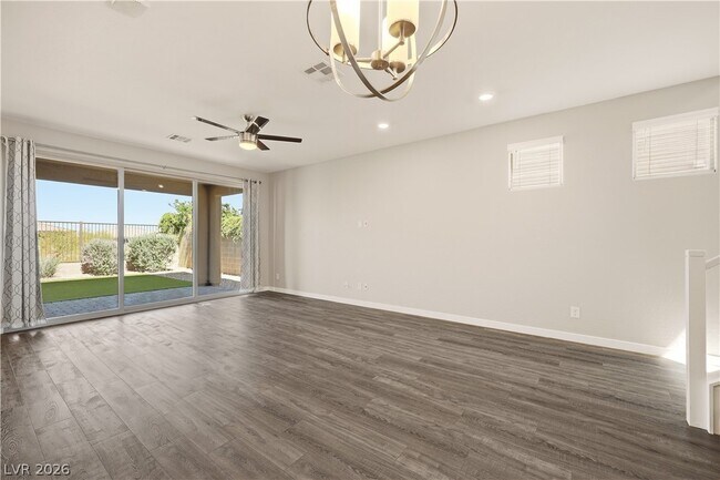 Building Photo - 748 Rogue Wave St