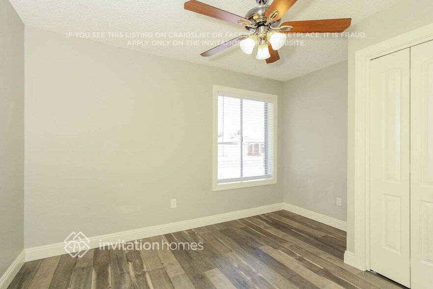 Building Photo - 15830 N 59th Dr