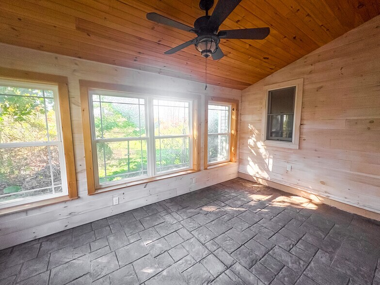 Building Photo - 175 Palmer Ct