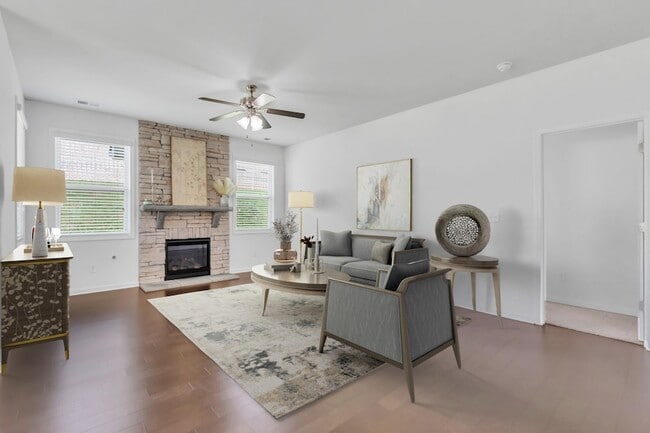Building Photo - 8028 Forest Hills Dr
