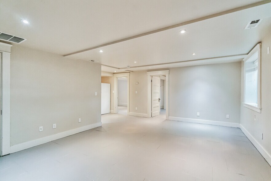 Building Photo - 1721 22nd Ave