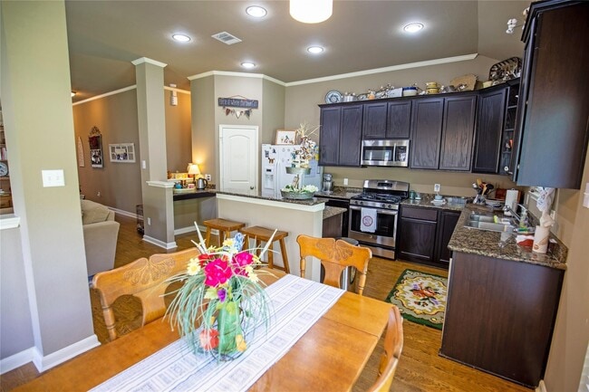 Building Photo - 2110 Timberline Ct