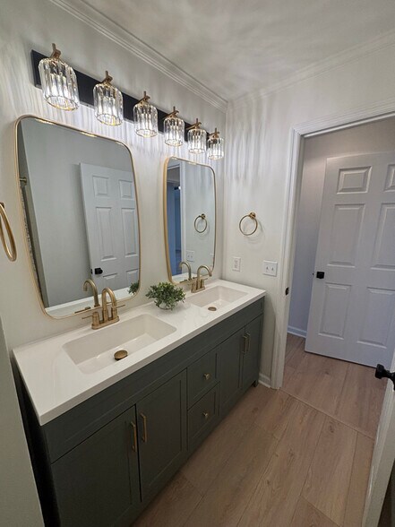 Building Photo - 232 Cottage Pl