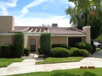 Building Photo - Rare One-Story Condo in College Terrace