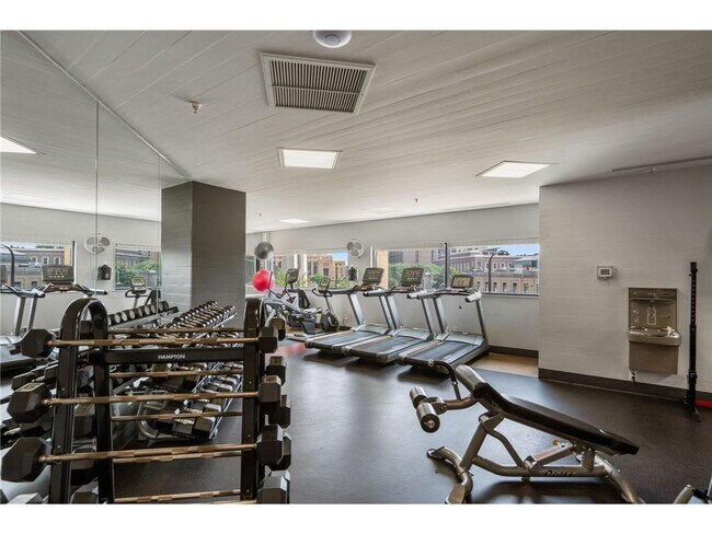 Building Photo - 121 Washington Ave S