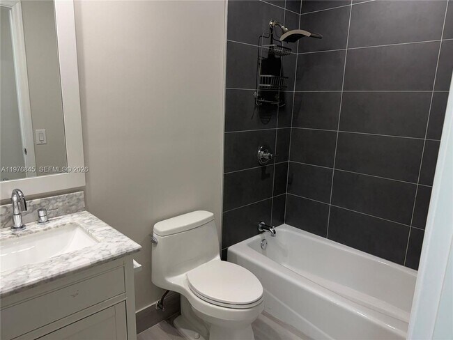 Building Photo - 10241 SW 132nd Ave