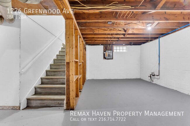 Building Photo - 1226 Greenwood Ave