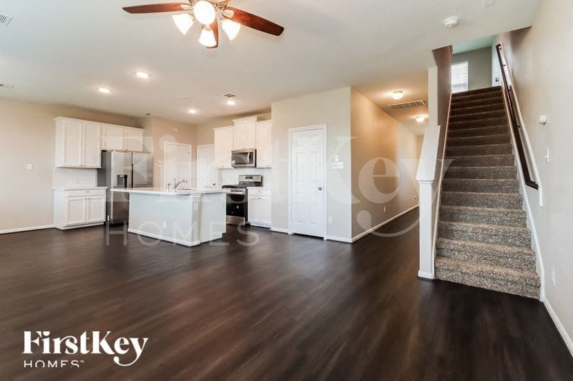 Building Photo - 9822 Copper Ranch Trail