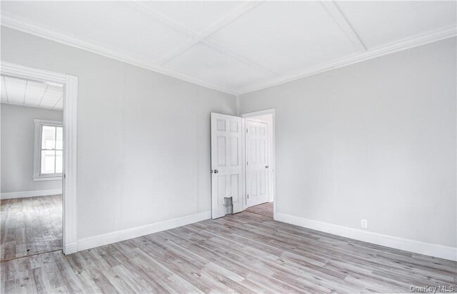 Building Photo - 202 Midland Lake Rd