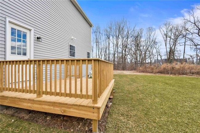 Building Photo - 24 Blackburn St