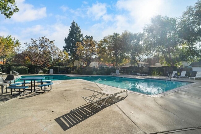 Building Photo - 7124 Point Dunes Ct