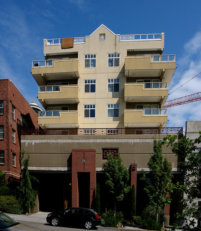 Building Photo - The Centre Court