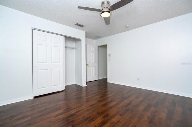 Building Photo - 14443 Golden Rain Tree Blvd