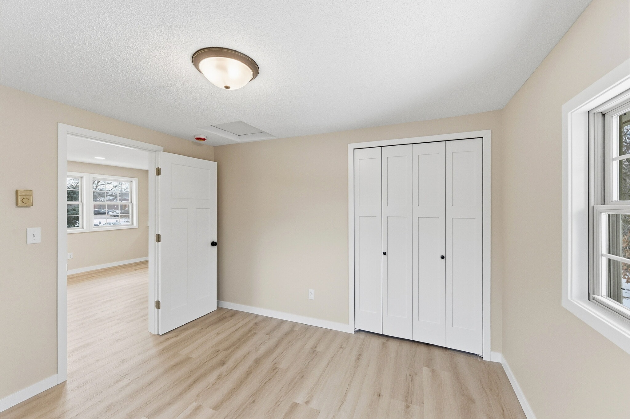 Primary Bedroom - 12605 Main St