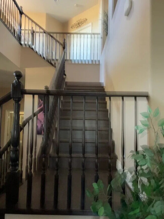 Building Photo - NO MIN CREDIT SCORE REQUIRED, BK OKAY, PAS...