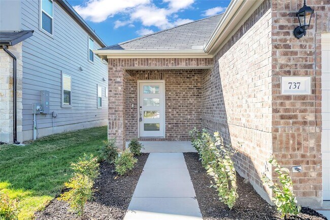 Building Photo - 737 Drystone Trail