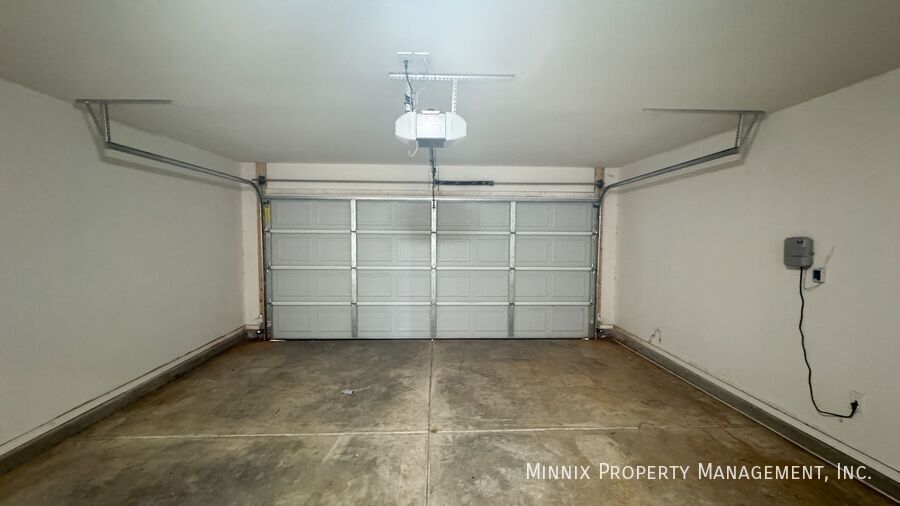 Building Photo - 8415 10th Pl
