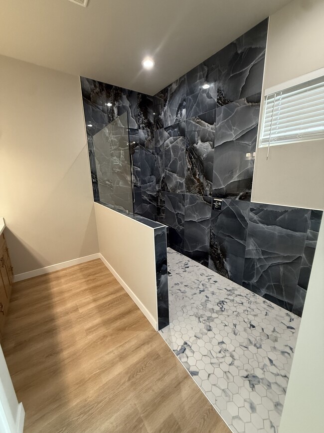 Building Photo - 1367 Harker Ct