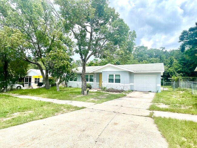 Primary Photo - 1813 Grimke Ave