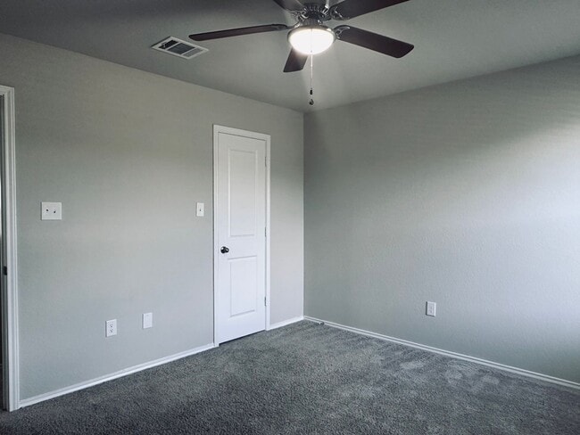 Building Photo - 7356 Misty Ridge Dr
