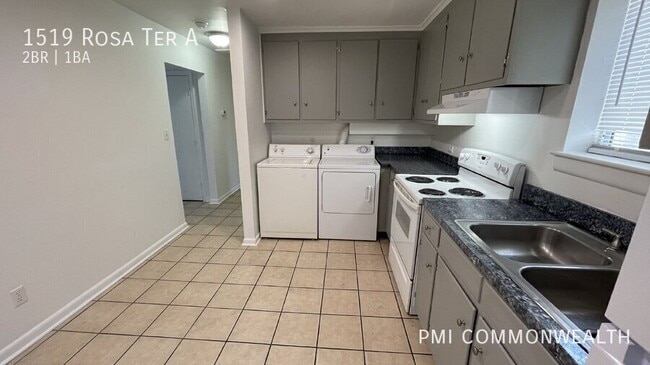 Building Photo - 1519 Rosa Terrace