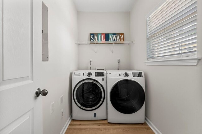 Building Photo - 200 Sandestin Ln