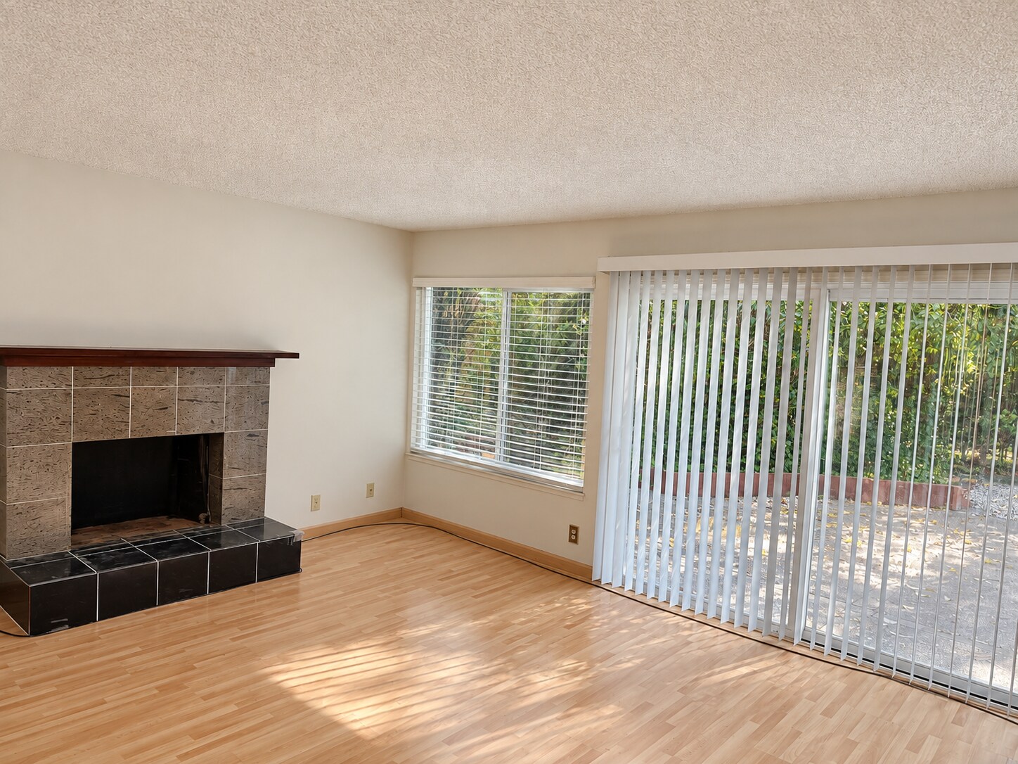 Building Photo - 100 Milani Ct