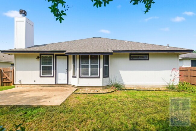 Building Photo - 1006 Buttercup Ct