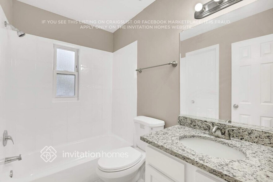 Building Photo - 425 Hayton Ave