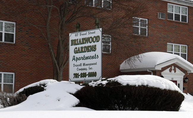 Building Photo - Briarwood Gardens