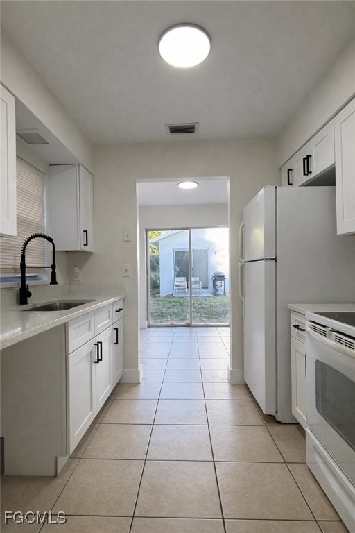 Building Photo - 4265 Desoto Ave