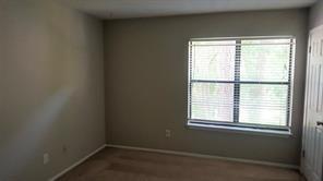 Building Photo - 2520 Huntingdon Chase