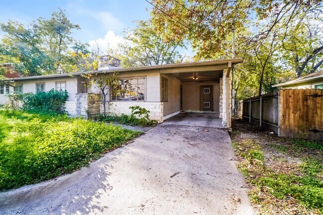 Primary Photo - 2910 Hampton Rd