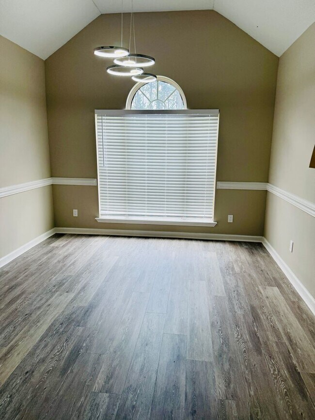 Building Photo - Copper Village Pooler