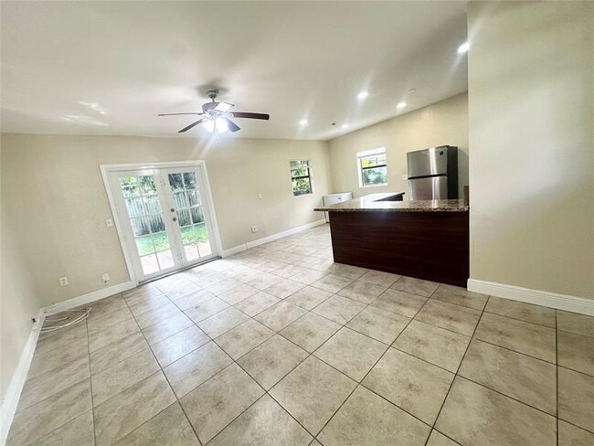 Building Photo - 260 NW 106th St