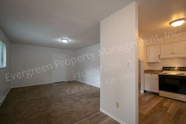 Building Photo - 211 N Shields St