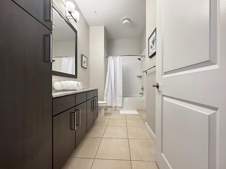 Building Photo - 124 S Morgan St