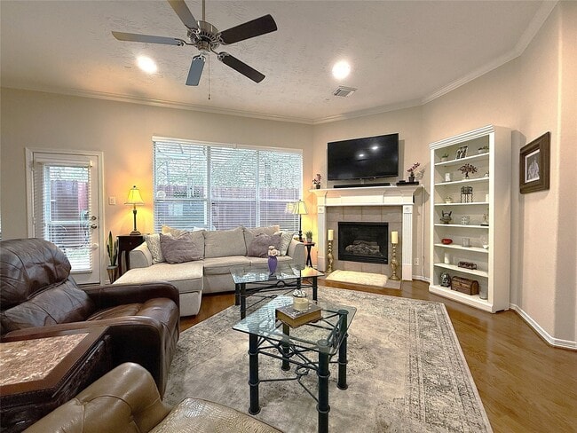 Building Photo - 1446 Sherwood Park Cir