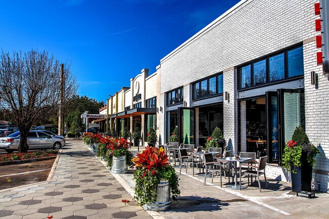 Building Photo - 2952 Park St