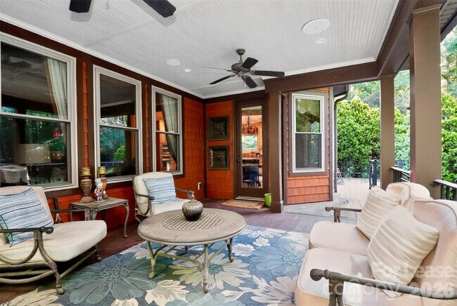 Building Photo - 6031 Greystone Dr