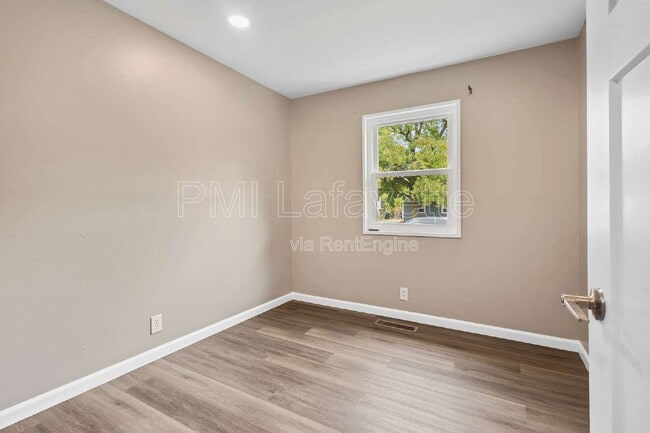 Building Photo - 530 N 28th St