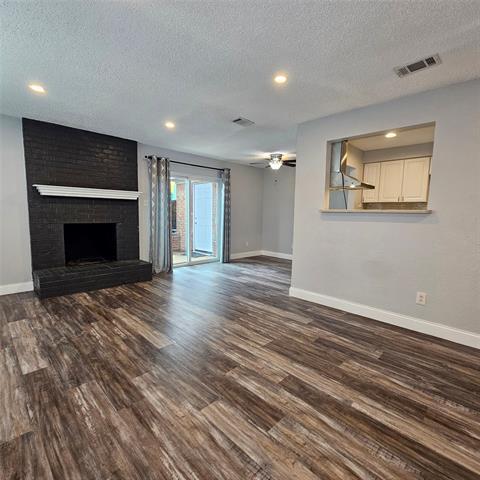 Building Photo - 3931 N Garland Ave